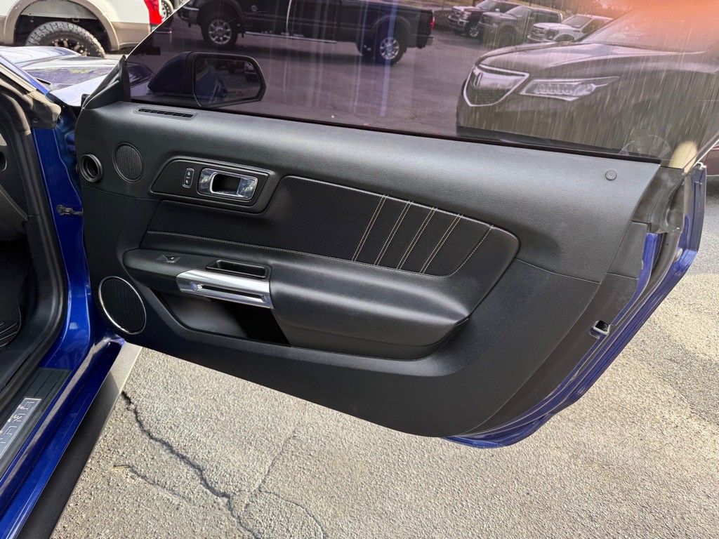 2015 Ford Mustang Image 57
