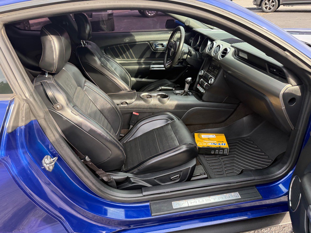 2015 Ford Mustang Image 65