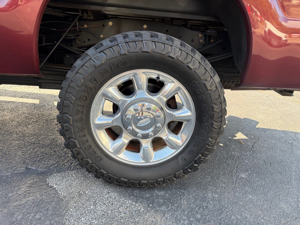 2011 Ford F-350 Image 25