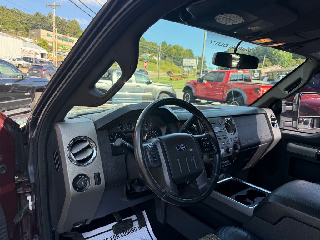 2011 Ford F-350 Image 40