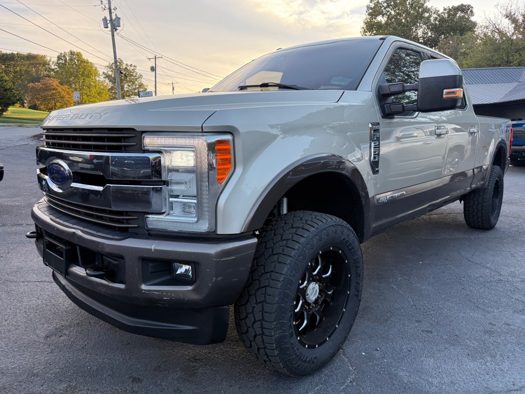 2017 Ford F-250 Image 6