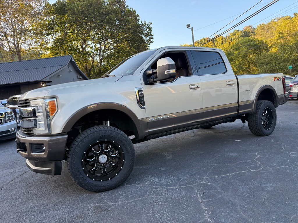 2017 Ford F-250 Image 7