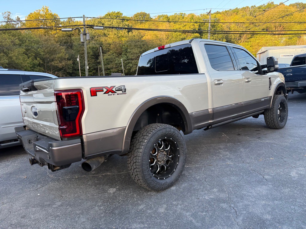 2017 Ford F-250 Image 15