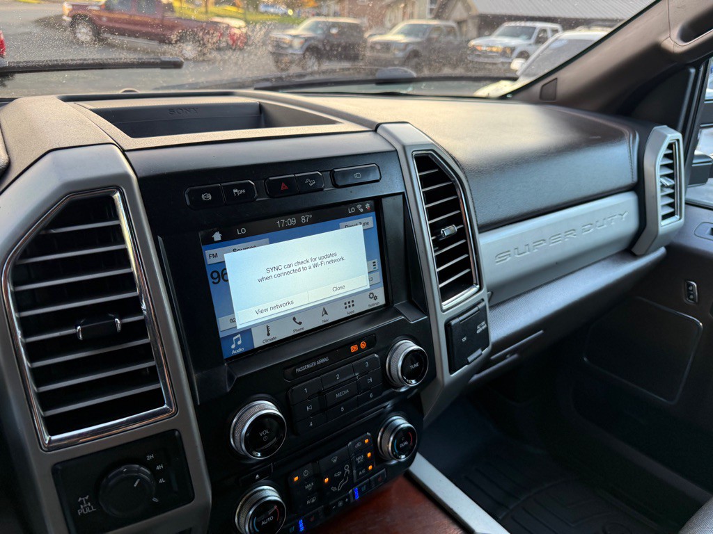 2017 Ford F-250 Image 59