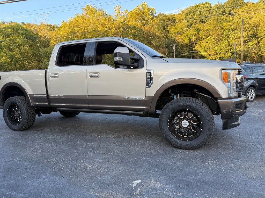 2017 Ford F-250 Image 85