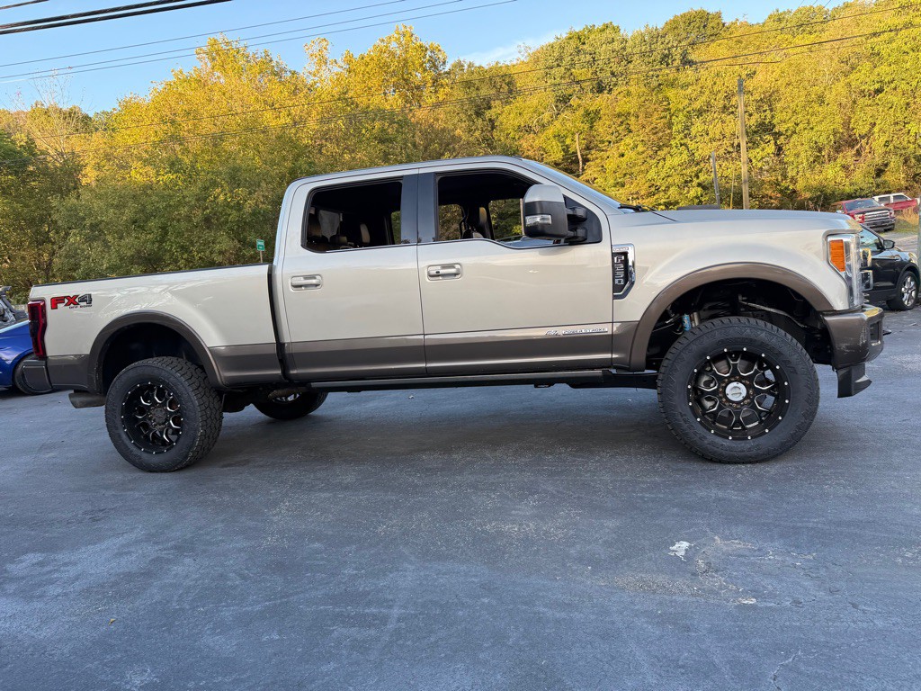 2017 Ford F-250 Image 87