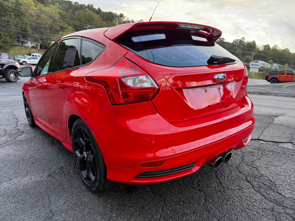 2014 Ford Focus Image 11