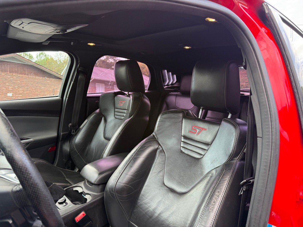 2014 Ford Focus Image 31