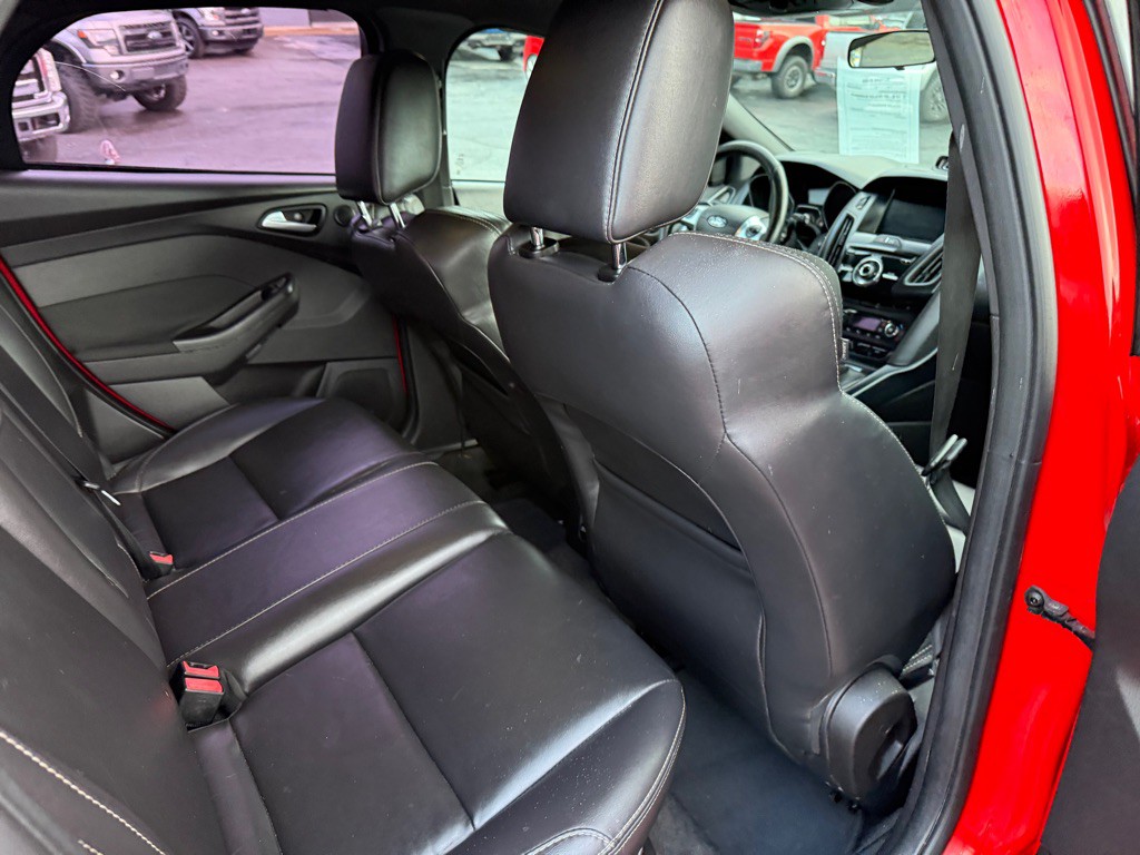 2014 Ford Focus Image 39