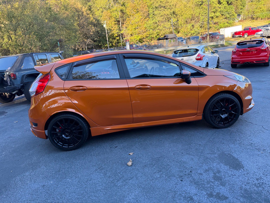 2018 Ford Fiesta Image 17