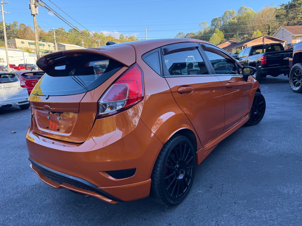 2018 Ford Fiesta Image 34
