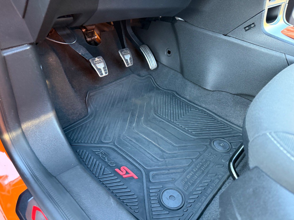 2018 Ford Fiesta Image 42