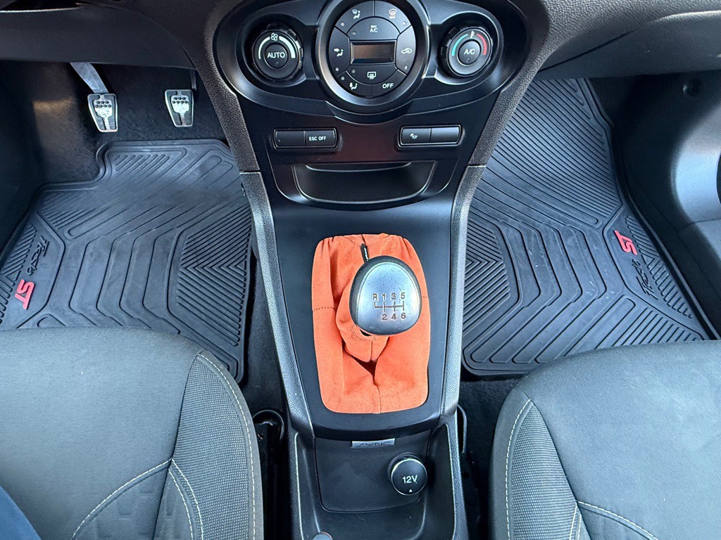 2018 Ford Fiesta Image 50