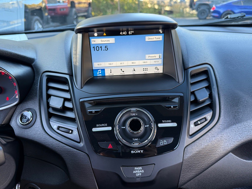 2018 Ford Fiesta Image 53