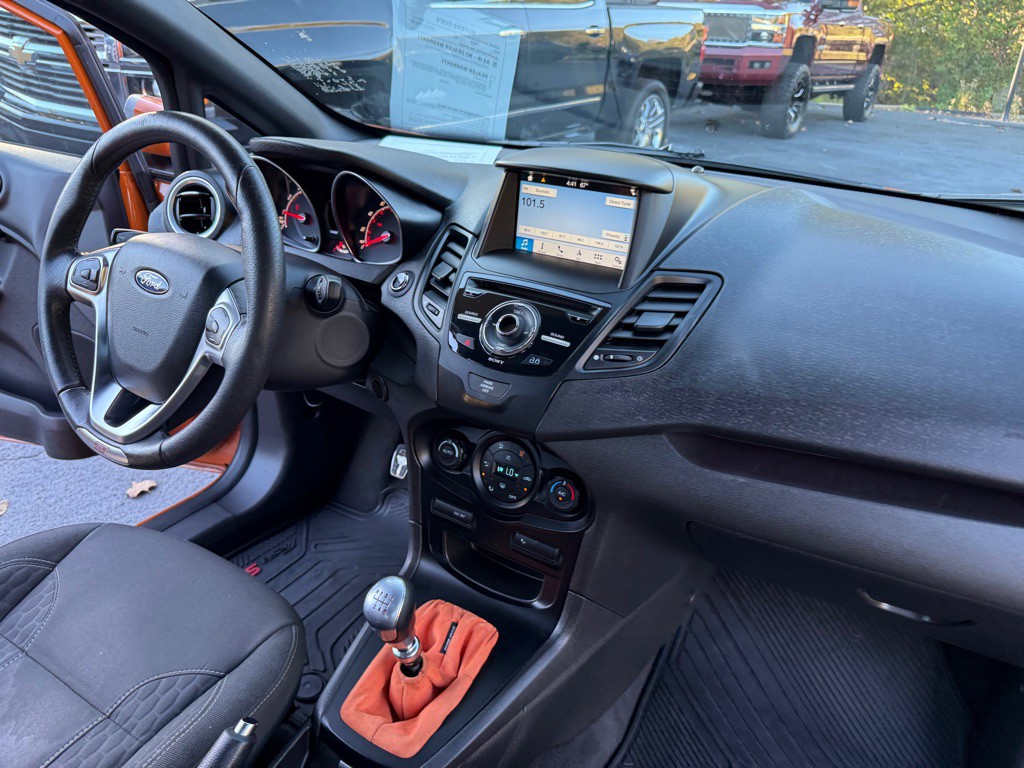 2018 Ford Fiesta Image 67