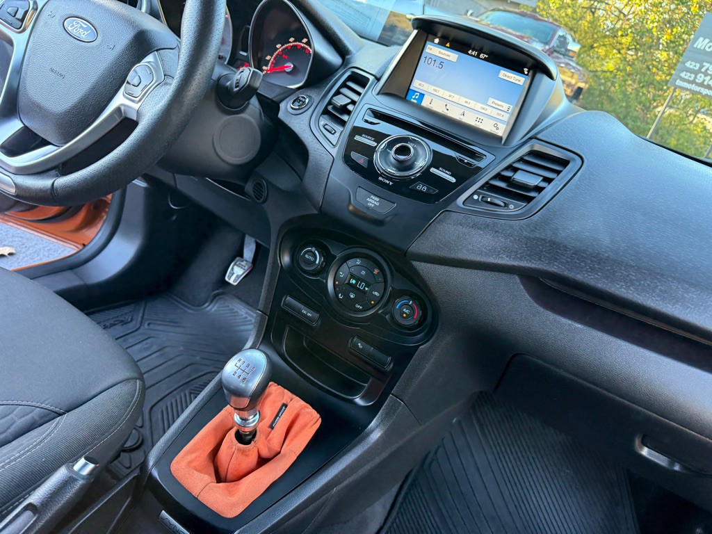 2018 Ford Fiesta Image 71