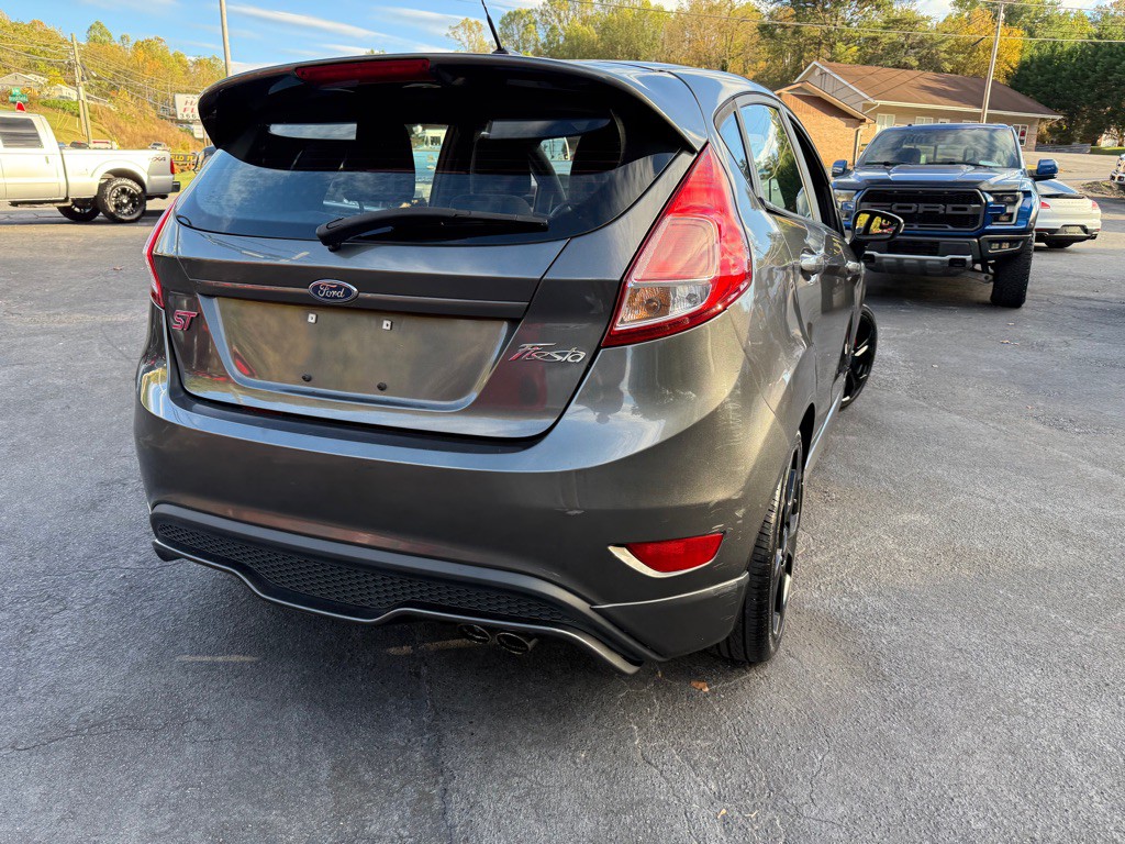 2017 Ford Fiesta Image 34