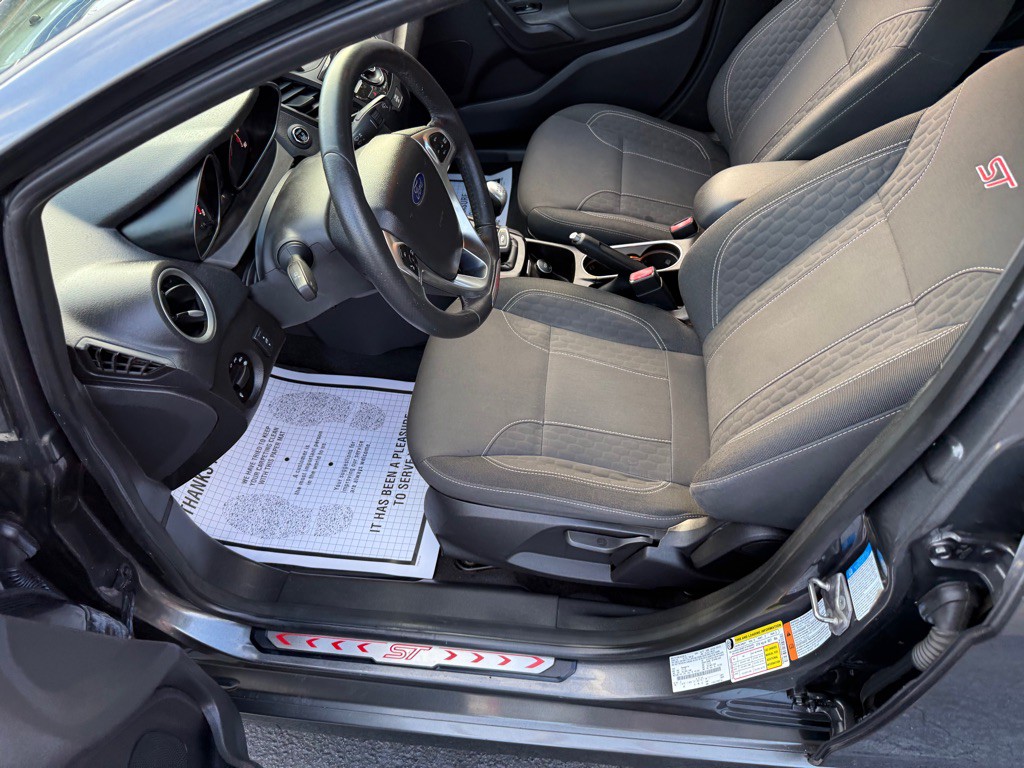 2017 Ford Fiesta Image 45