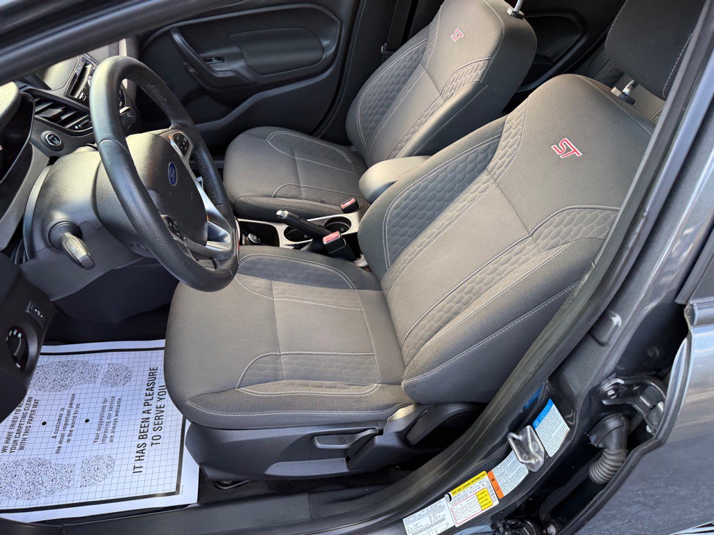 2017 Ford Fiesta Image 46