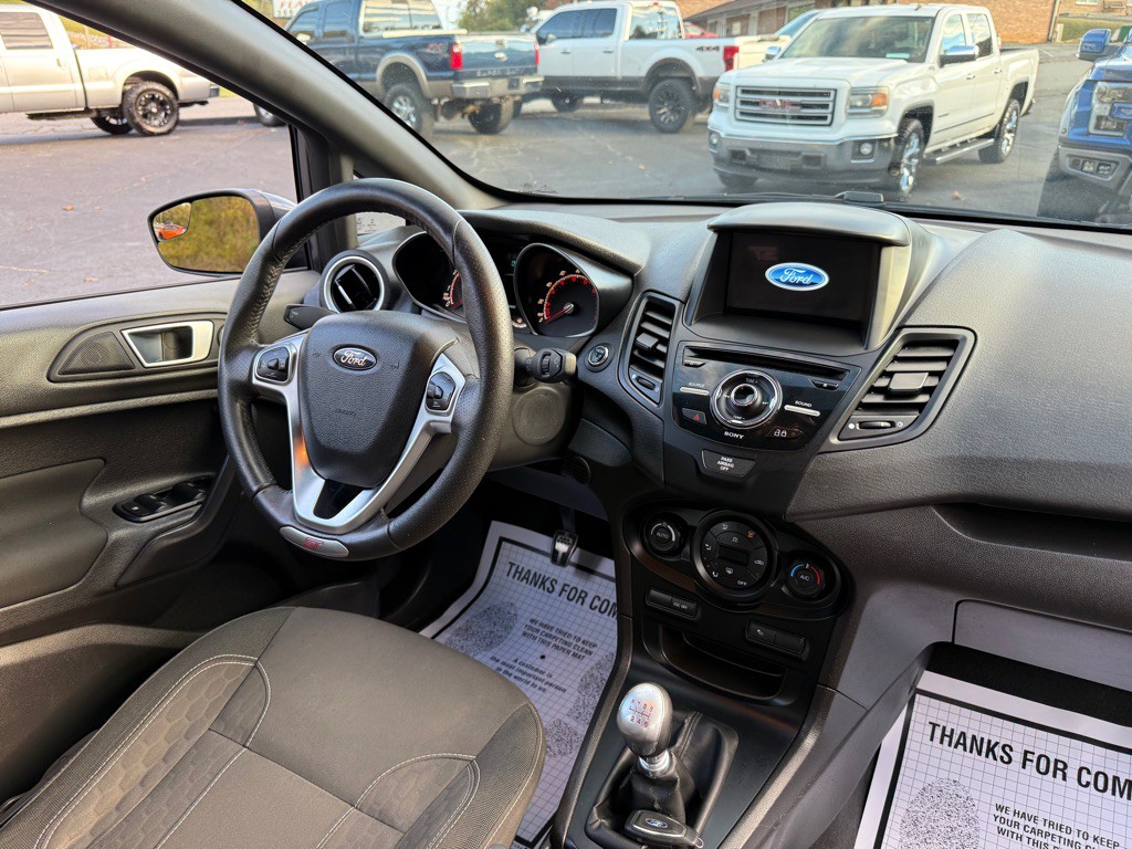 2017 Ford Fiesta Image 59
