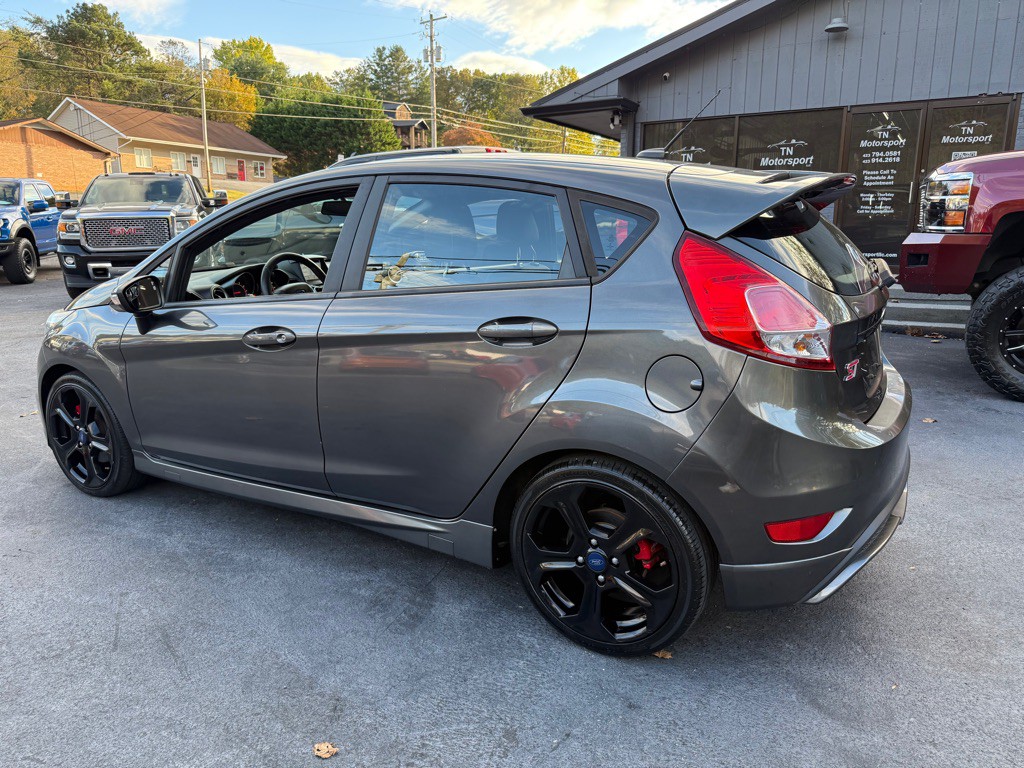2017 Ford Fiesta Image 6