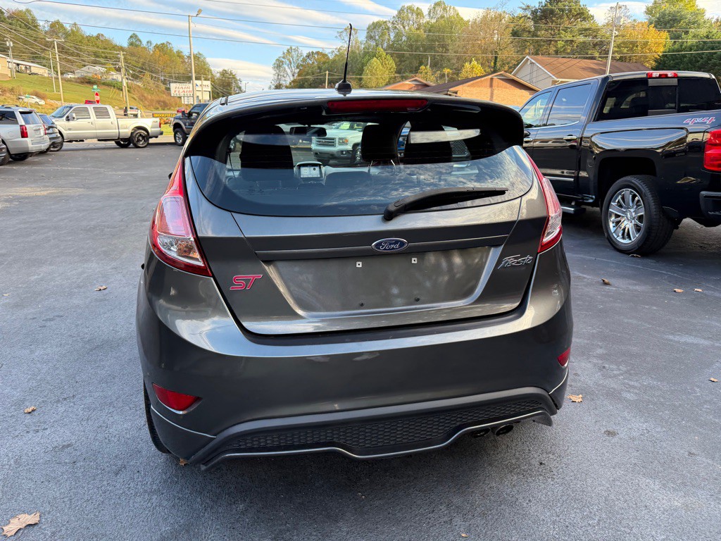 2017 Ford Fiesta Image 14
