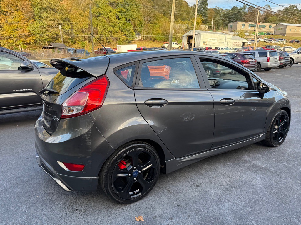 2017 Ford Fiesta Image 15