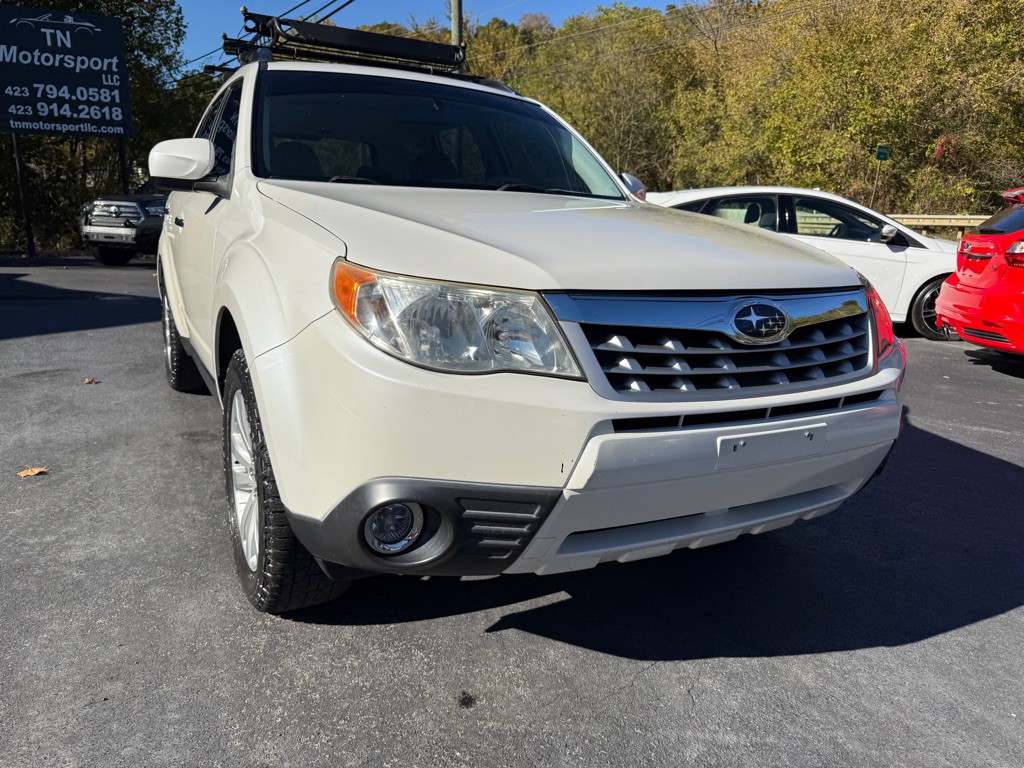 2011 Subaru Forester Image 14