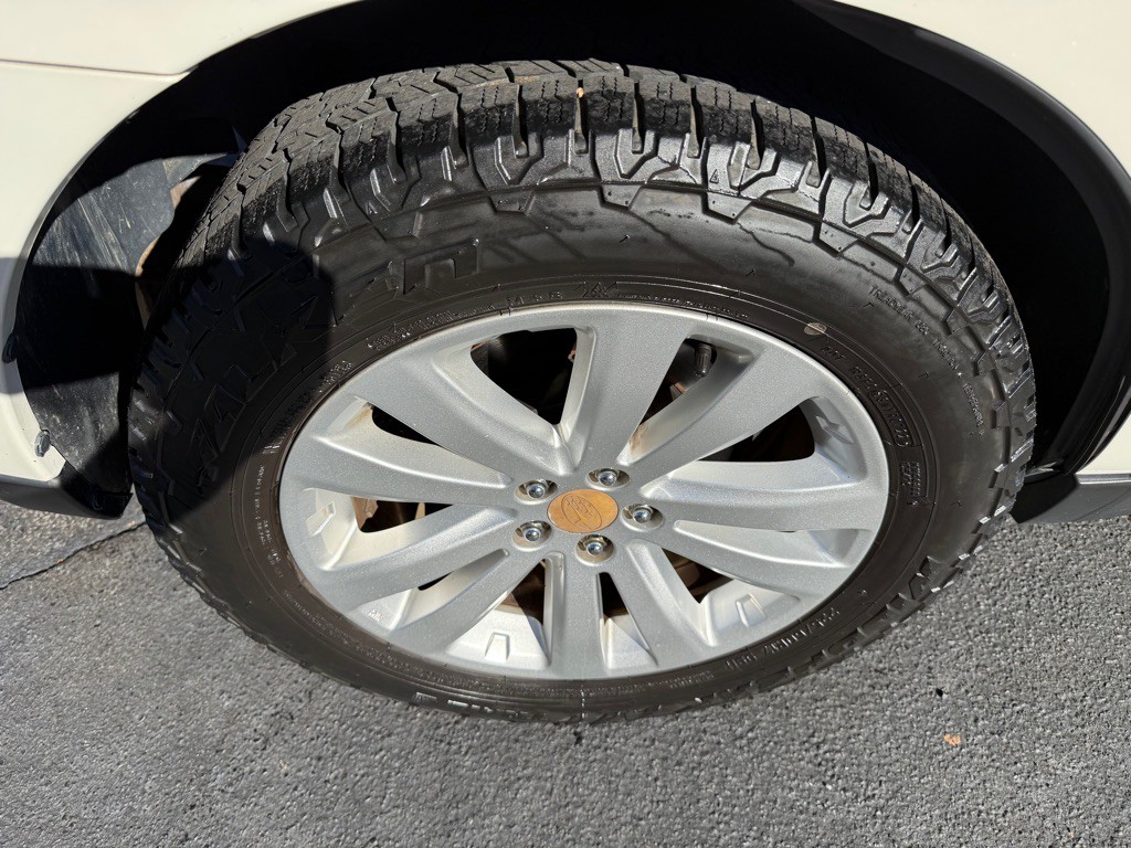 2011 Subaru Forester Image 18