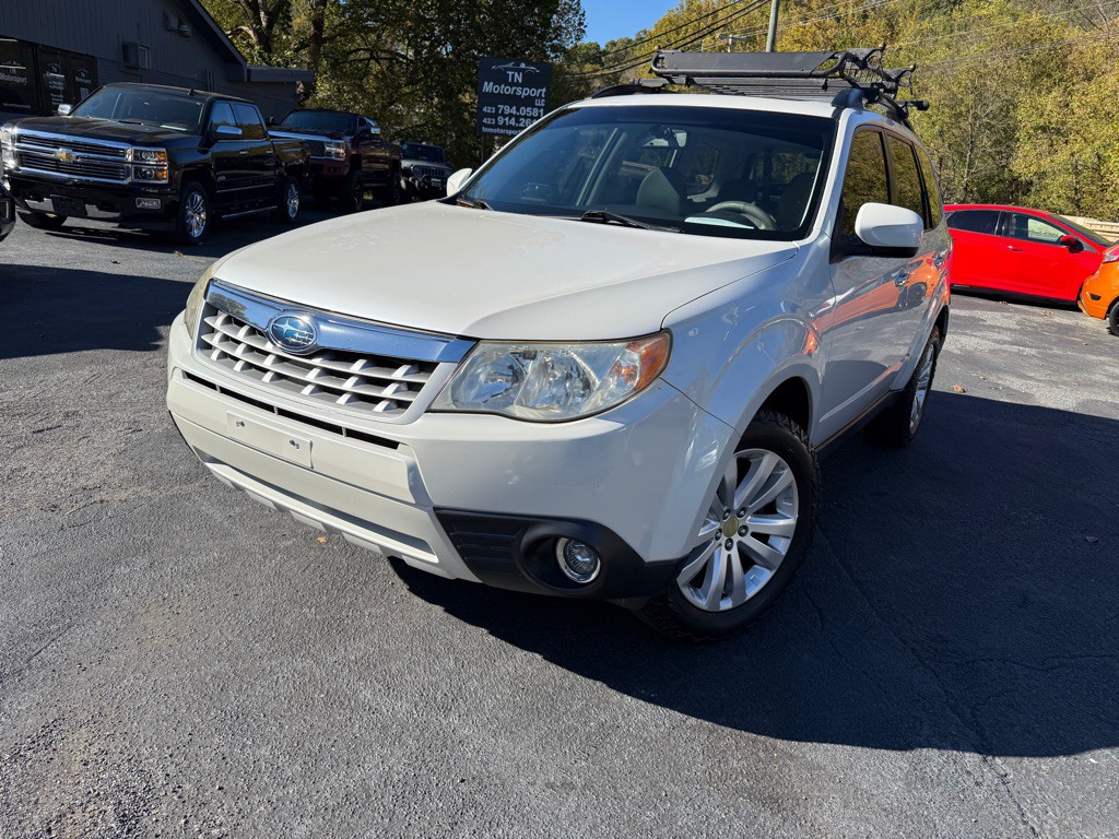 2011 Subaru Forester Image 25