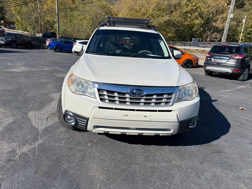 2011 Subaru Forester Image 27