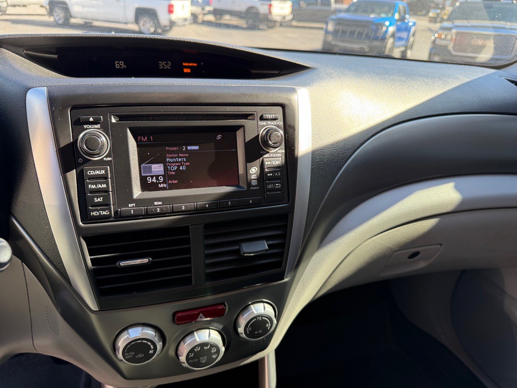 2011 Subaru Forester Image 49