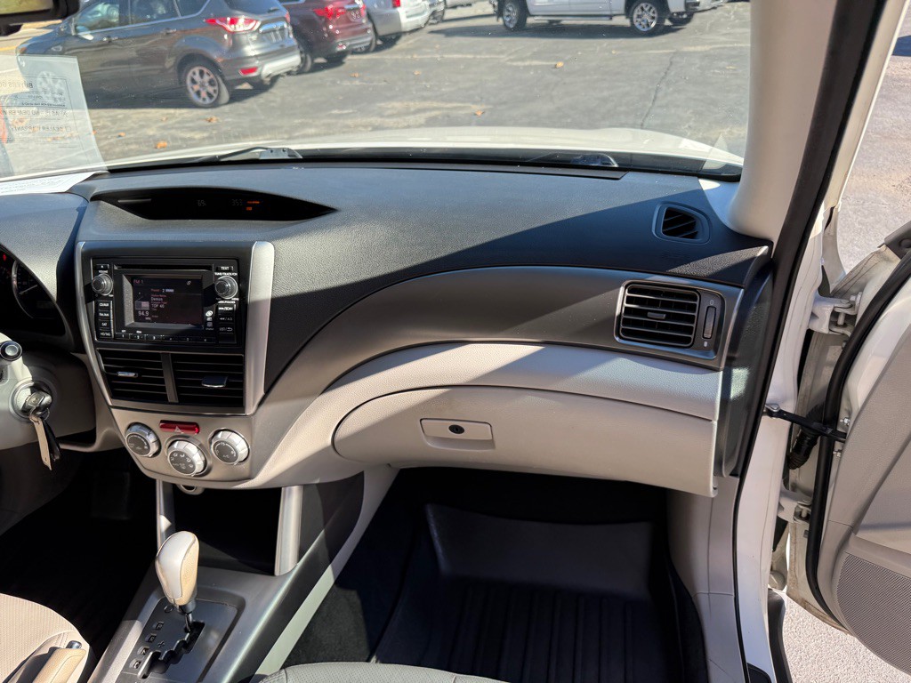 2011 Subaru Forester Image 63