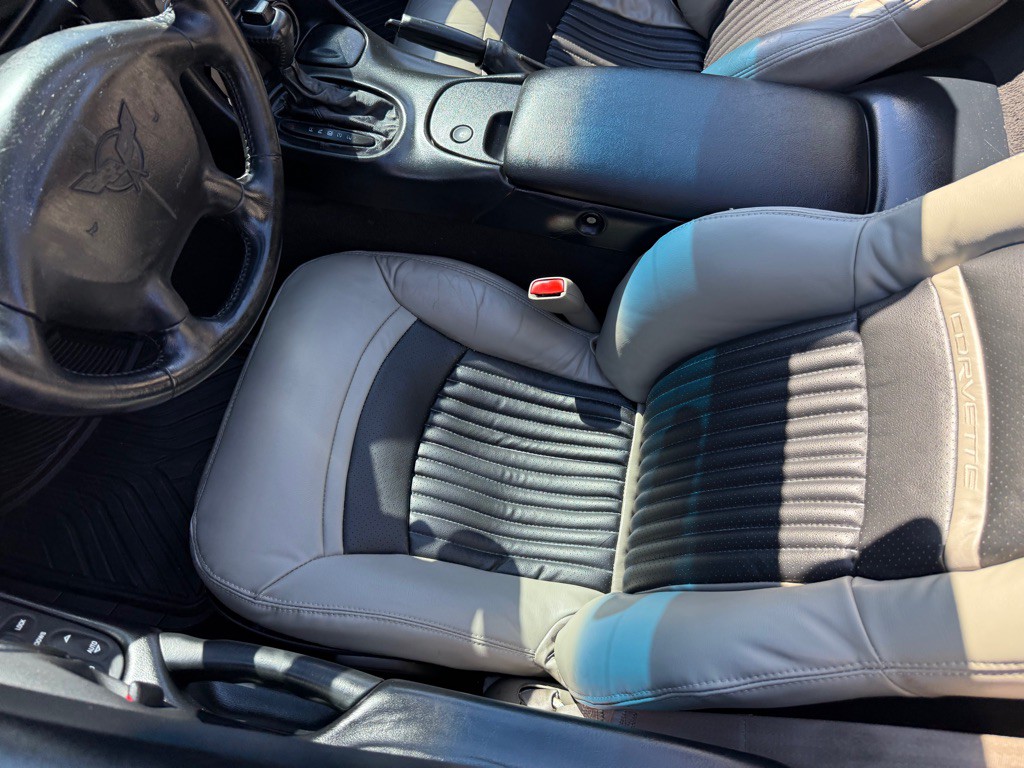 1998 Chevrolet Corvette Image 42