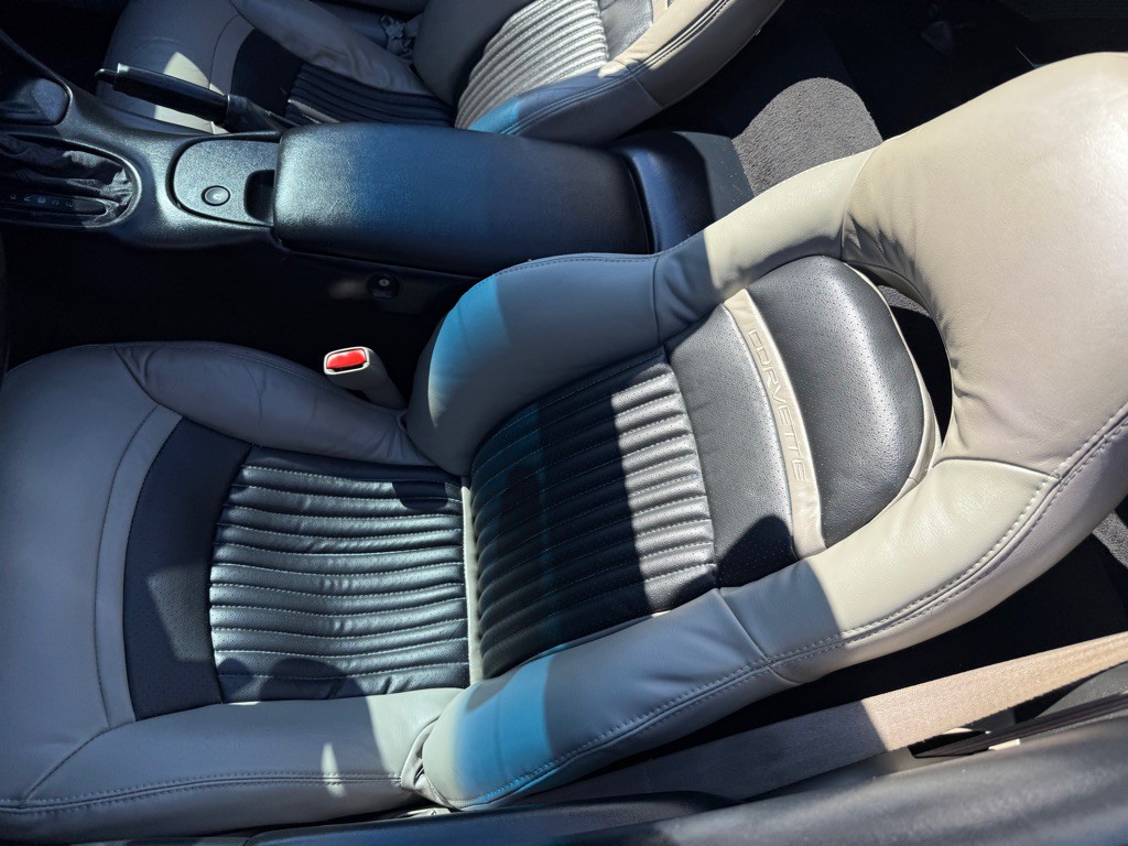 1998 Chevrolet Corvette Image 43