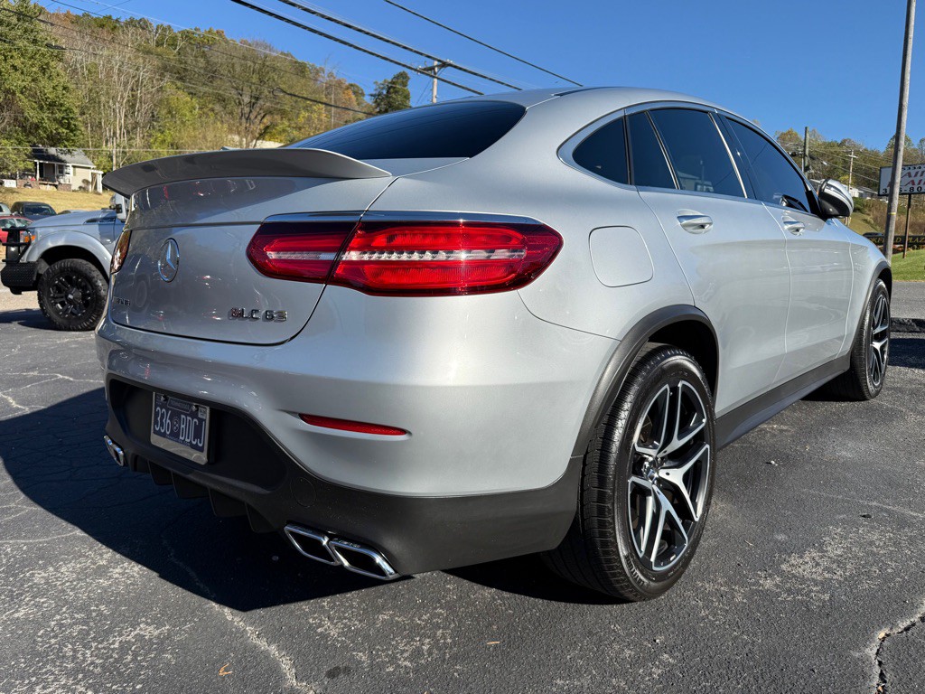 2019 Mercedes-Benz GLC-Class Image 8