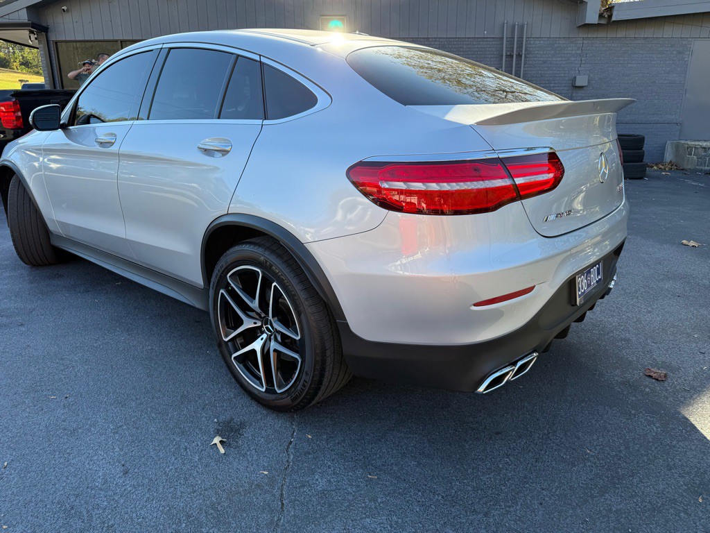 2019 Mercedes-Benz GLC-Class Image 9