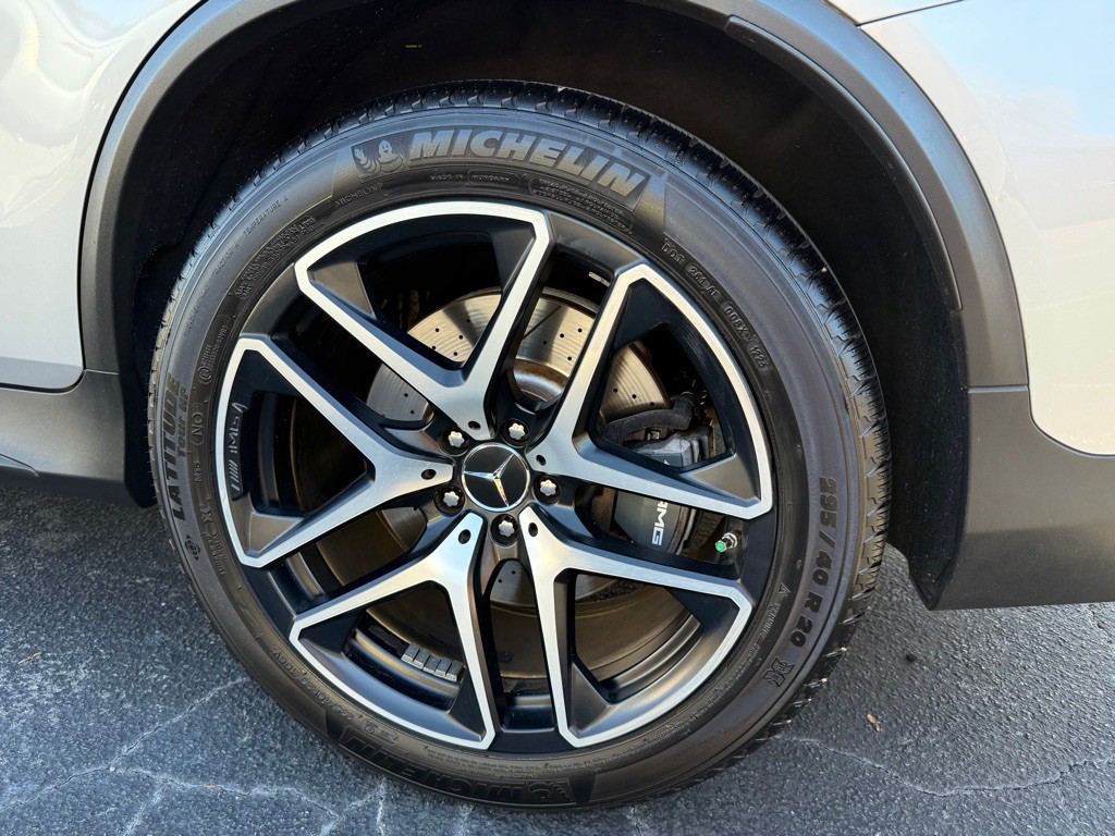 2019 Mercedes-Benz GLC-Class Image 29