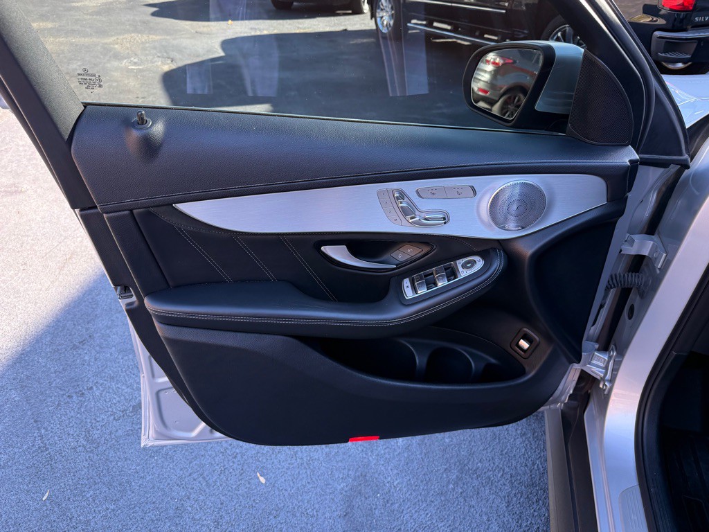 2019 Mercedes-Benz GLC-Class Image 41