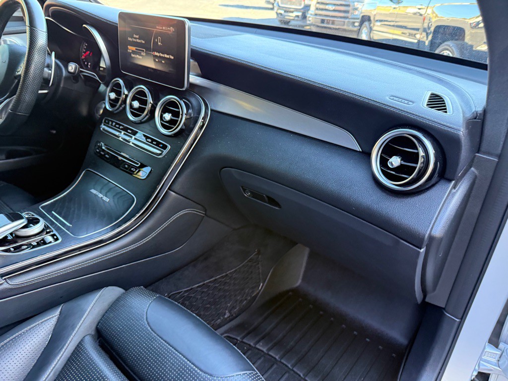 2019 Mercedes-Benz GLC-Class Image 73