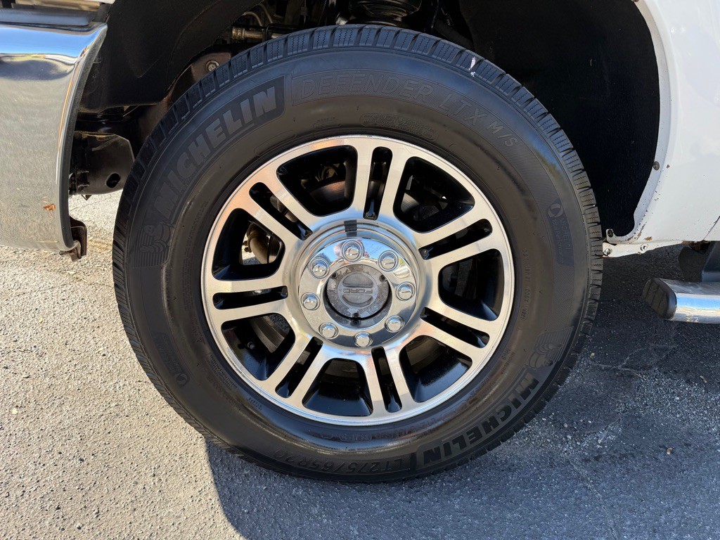 2014 Ford F-250 Image 28