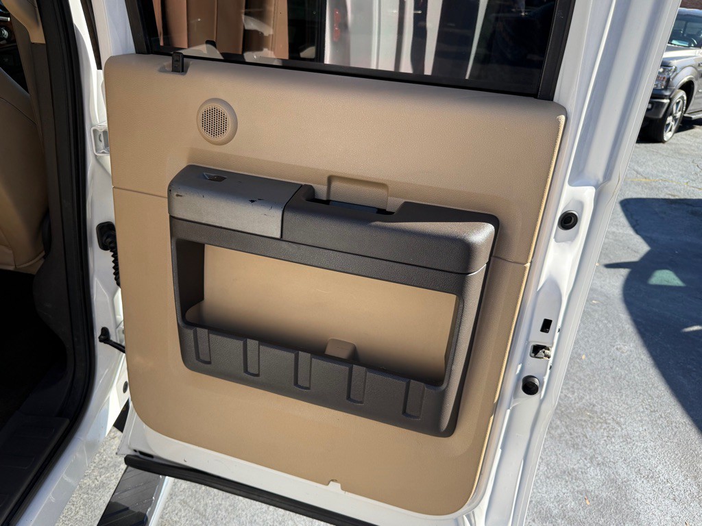 2014 Ford F-250 Image 70