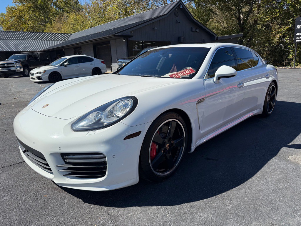 2014 Porsche Panamera Image 4