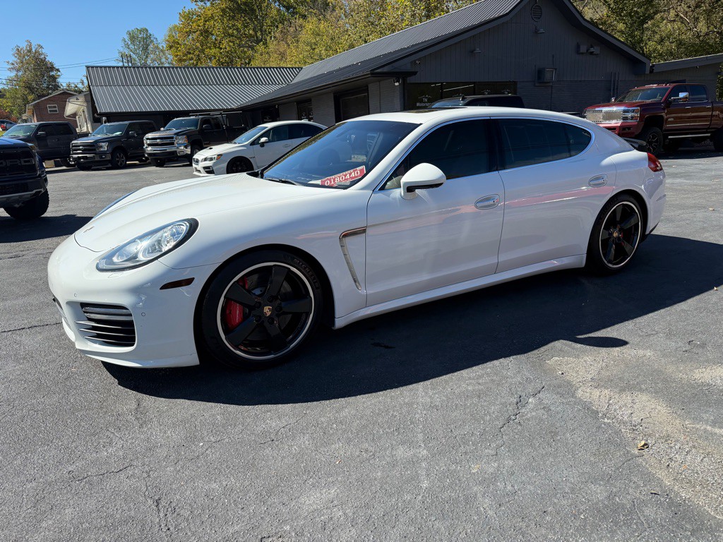 2014 Porsche Panamera Image 26