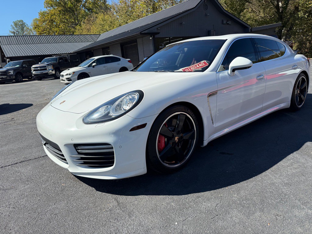 2014 Porsche Panamera Image 28