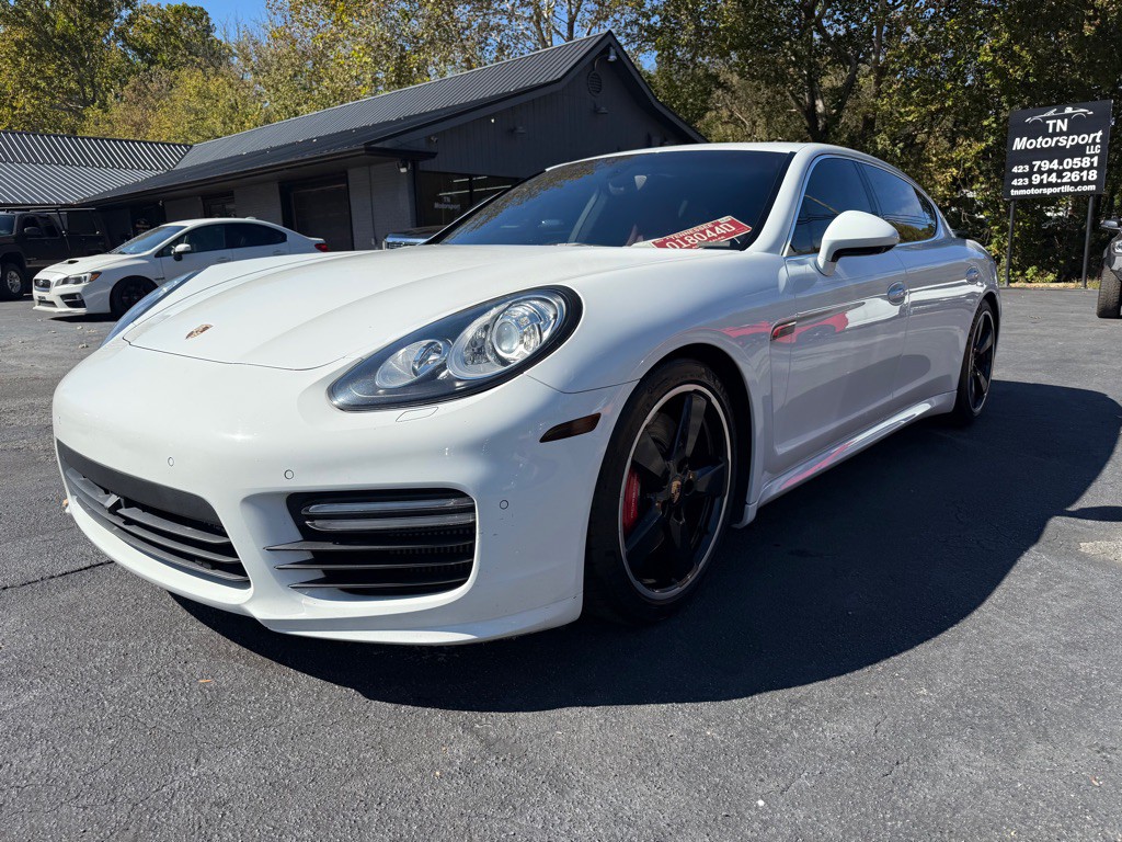 2014 Porsche Panamera Image 30