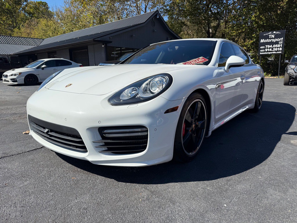 2014 Porsche Panamera Image 31
