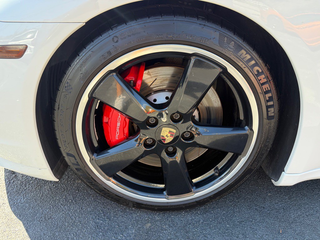 2014 Porsche Panamera Image 32