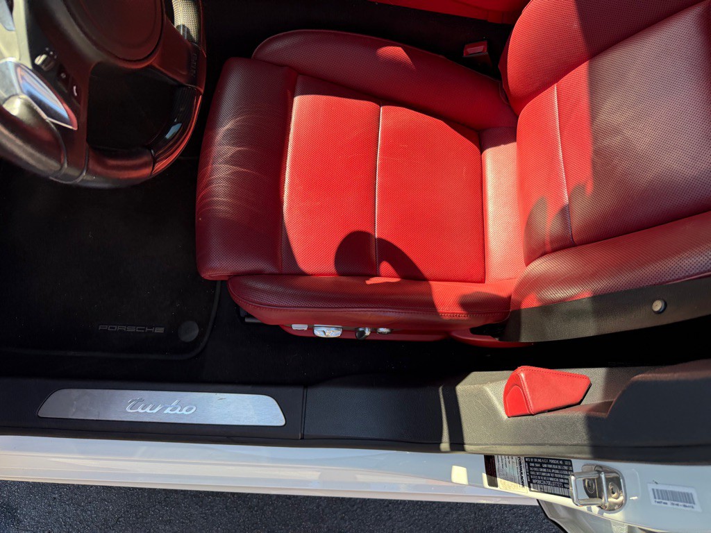 2014 Porsche Panamera Image 64