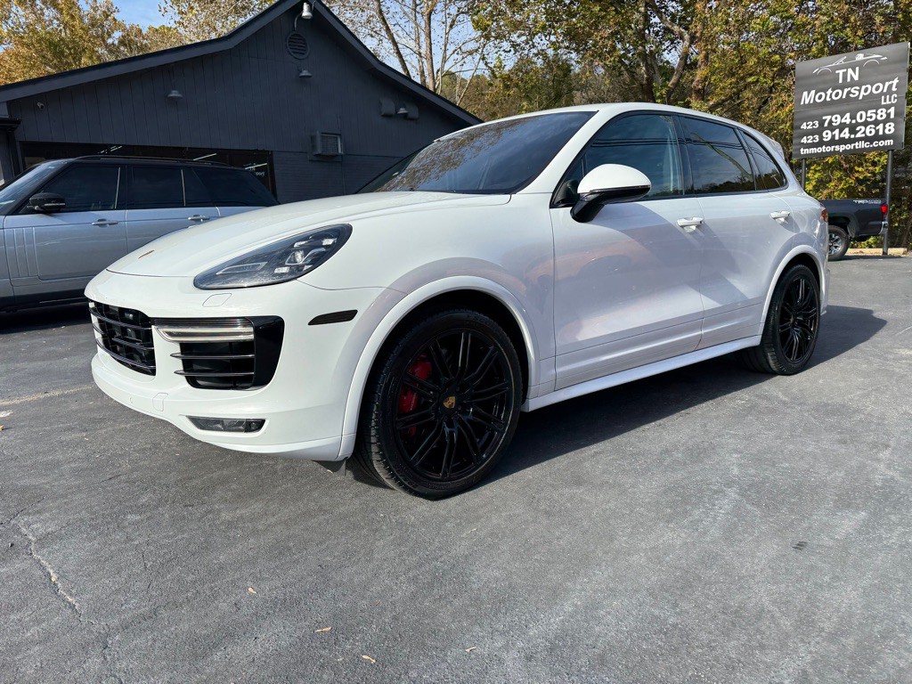 2017 Porsche Cayenne Image 4